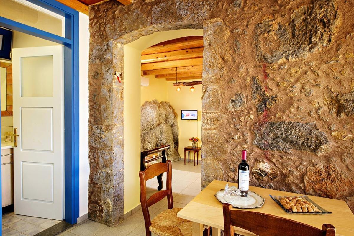 Mirthios-Hill Apartments Πλακιάς Εξωτερικό φωτογραφία